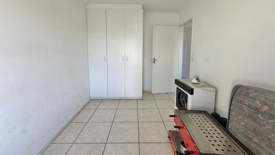 2 Bedroom Property for Sale in Guldenland Western Cape